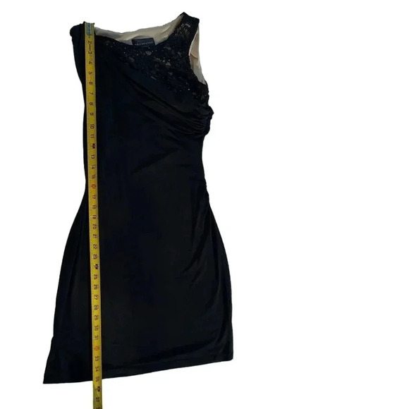 Connected Petite Evening/ Cocktail Dress with Lace on Shoulder In Black Size 8P - Picture 7 of 10